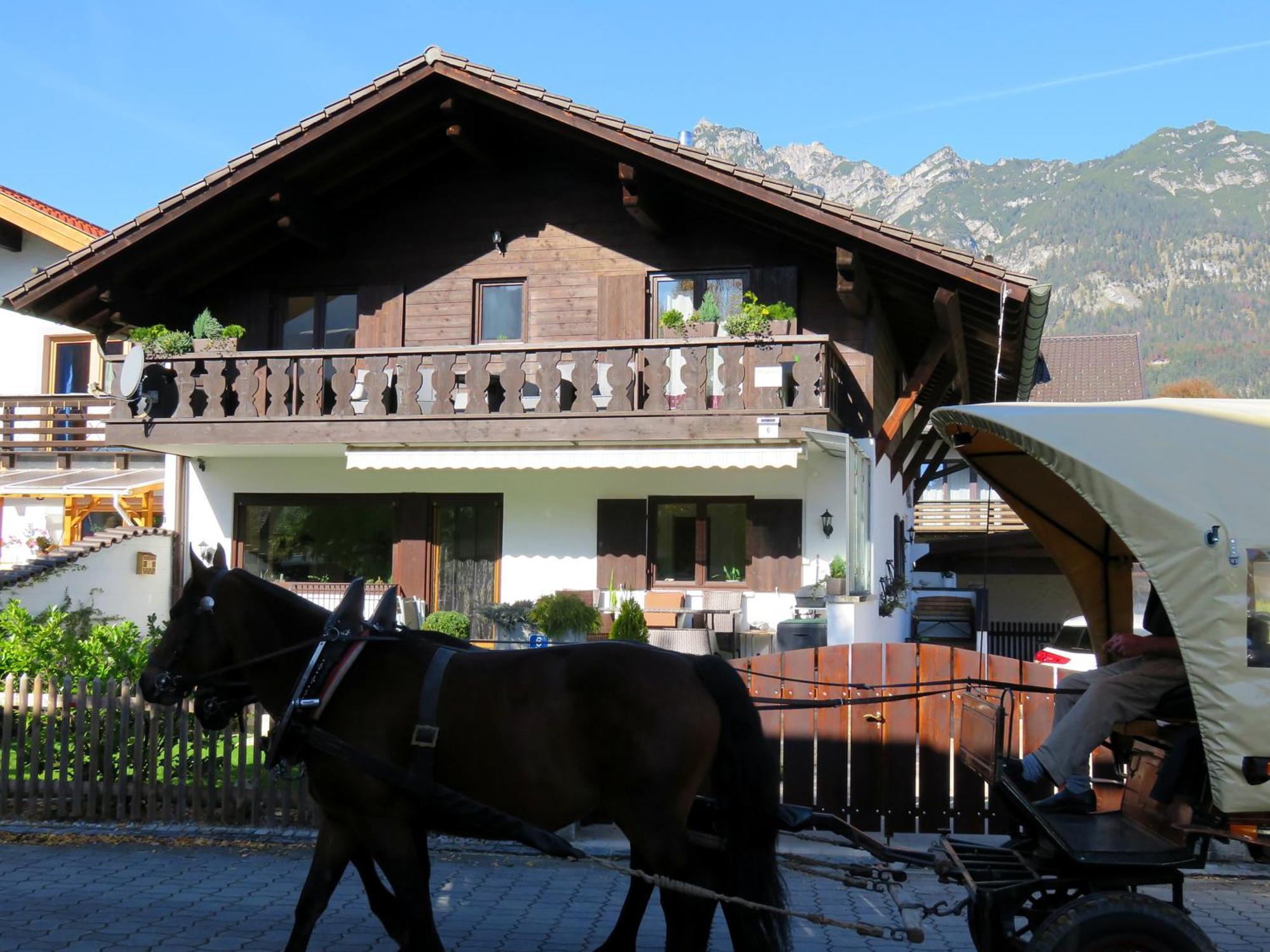 Ferienwohnung Ariane Garmisch-Partenkirchen Bagian luar foto