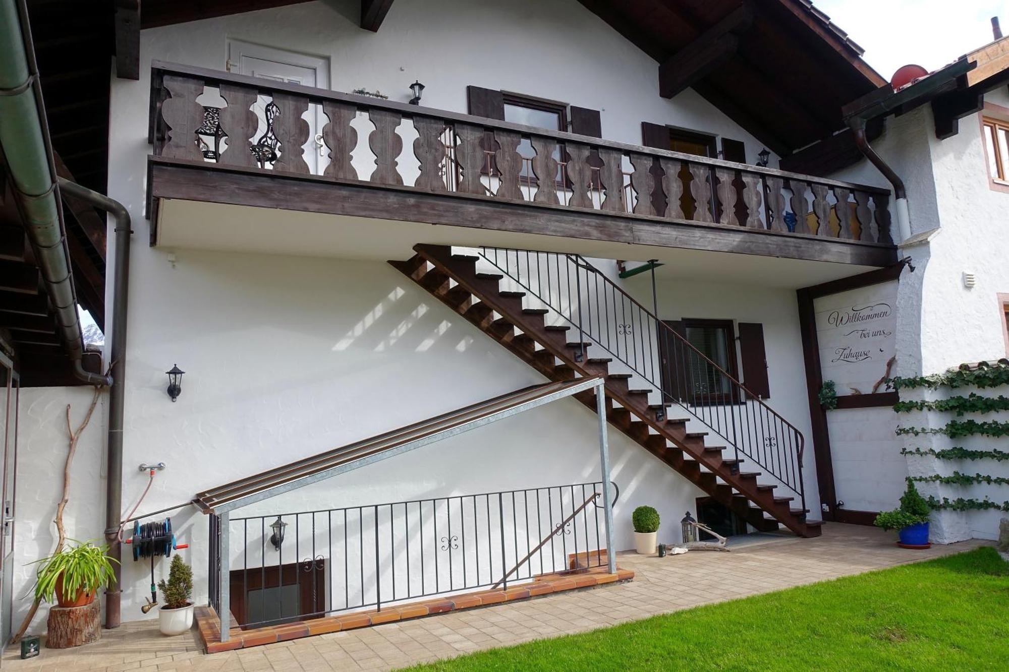 Ferienwohnung Ariane Garmisch-Partenkirchen Bagian luar foto