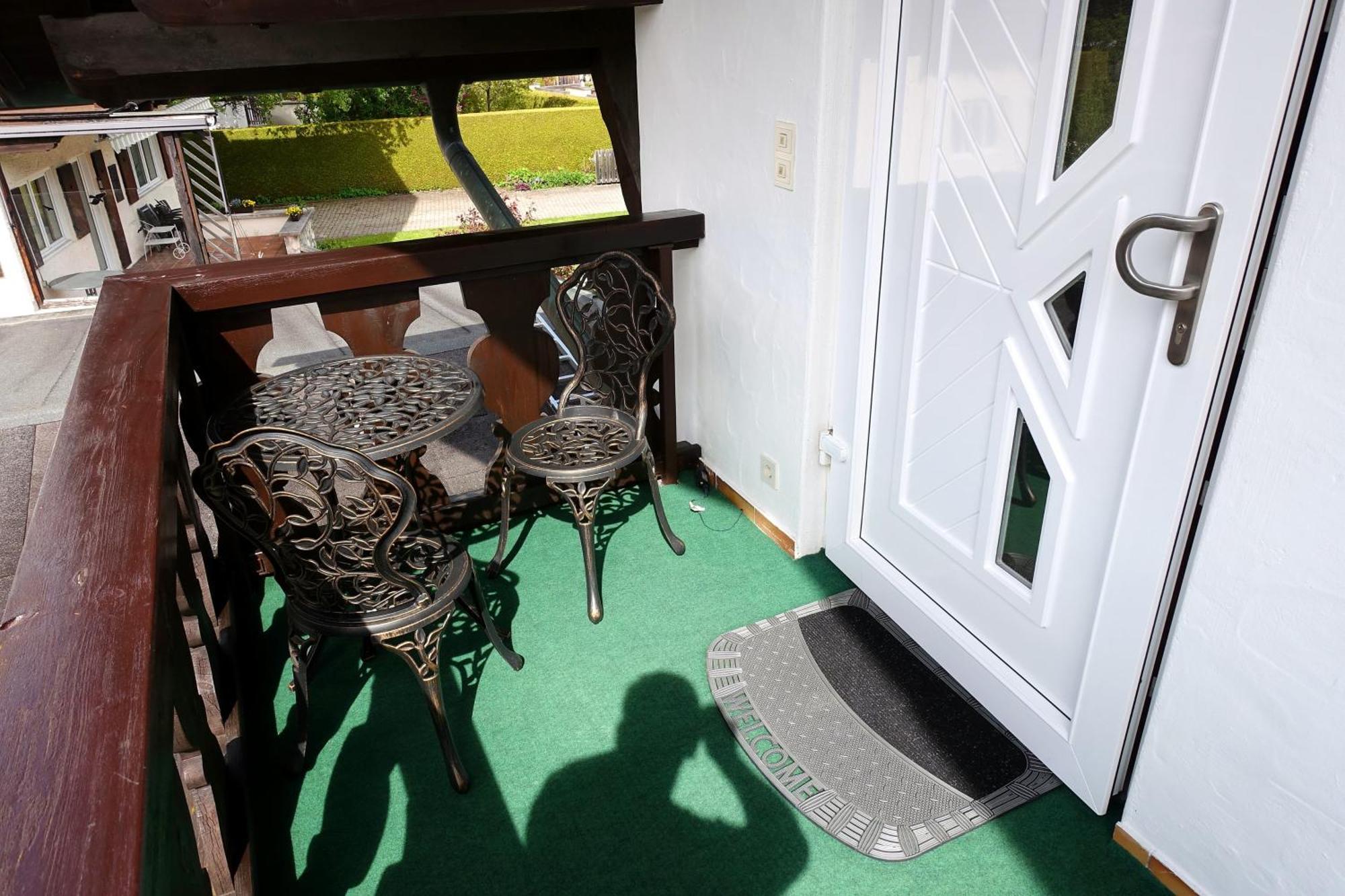 Ferienwohnung Ariane Garmisch-Partenkirchen Bagian luar foto