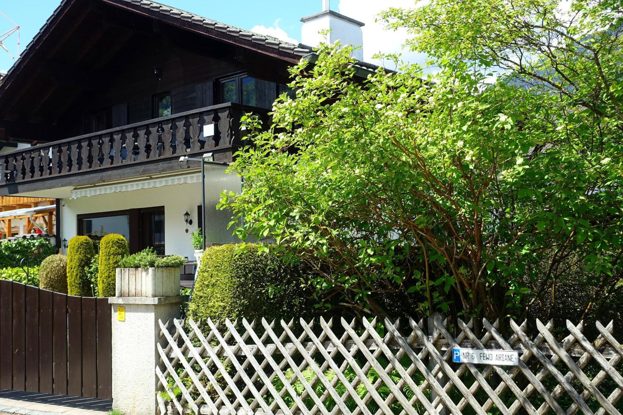 Ferienwohnung Ariane Garmisch-Partenkirchen Bagian luar foto