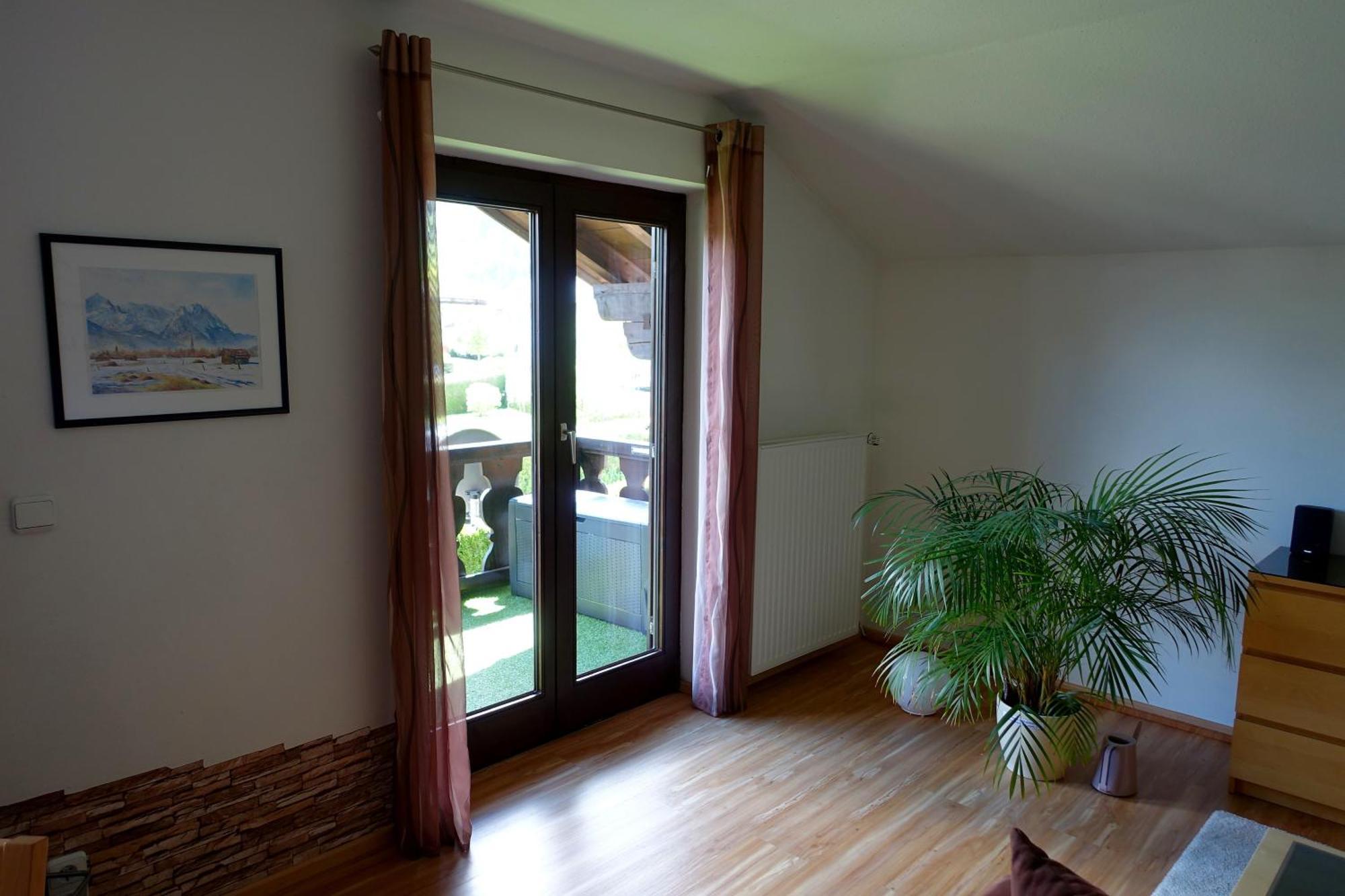 Ferienwohnung Ariane Garmisch-Partenkirchen Bagian luar foto