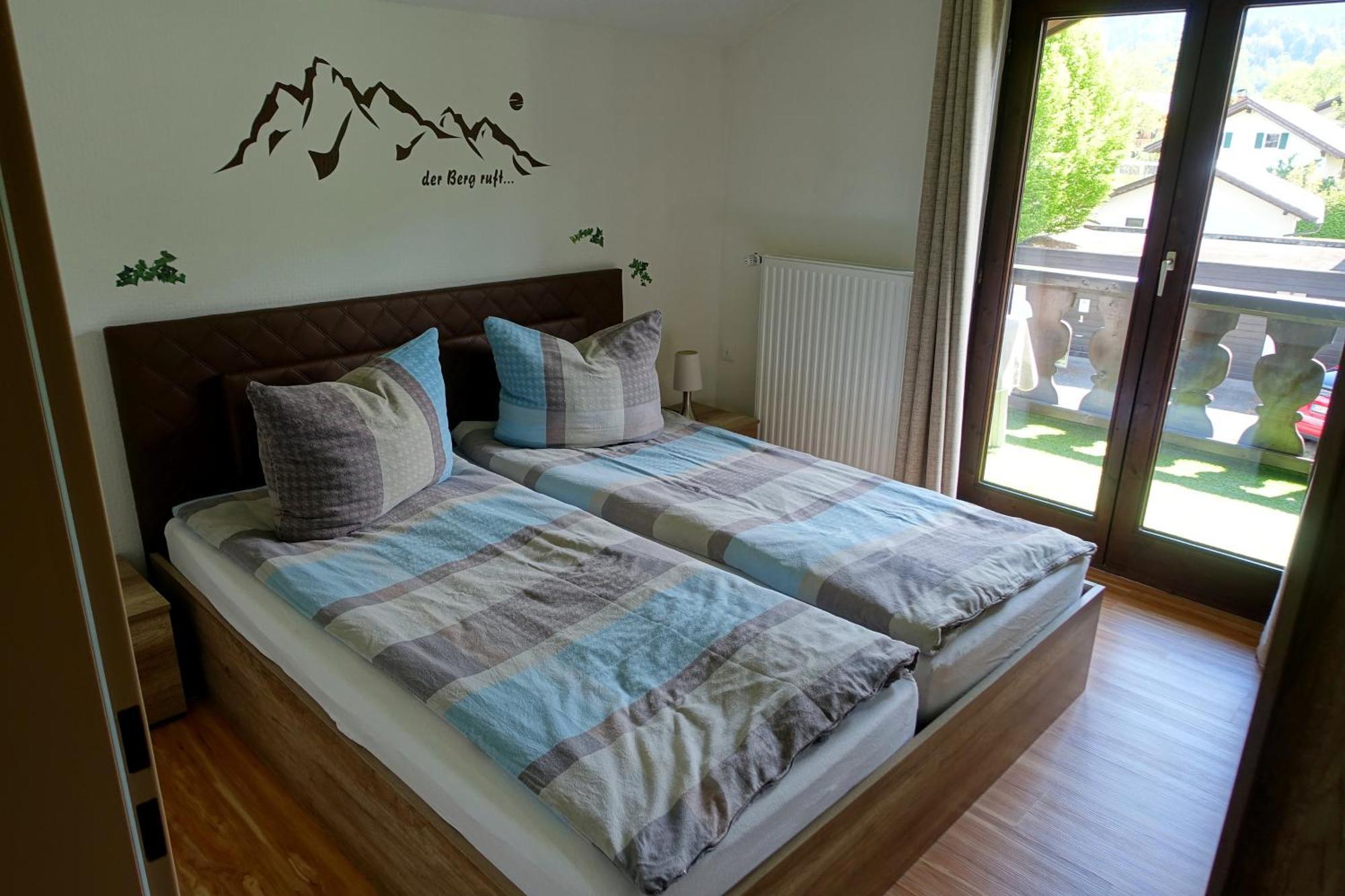 Ferienwohnung Ariane Garmisch-Partenkirchen Bagian luar foto
